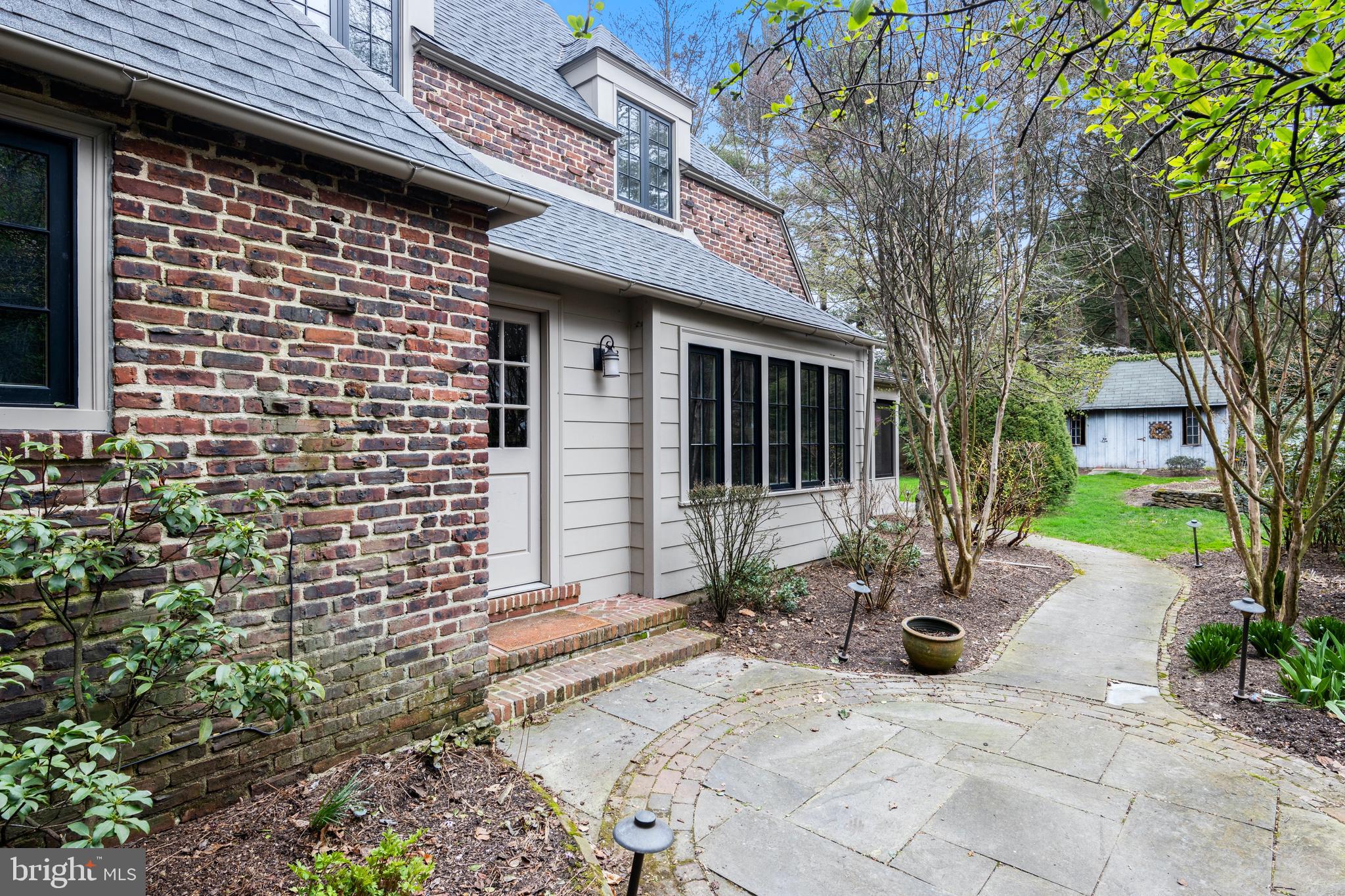 5 Guernsey Road Swarthmore, PA 19081 - Photo 13 of 47 Side Entrance into FR