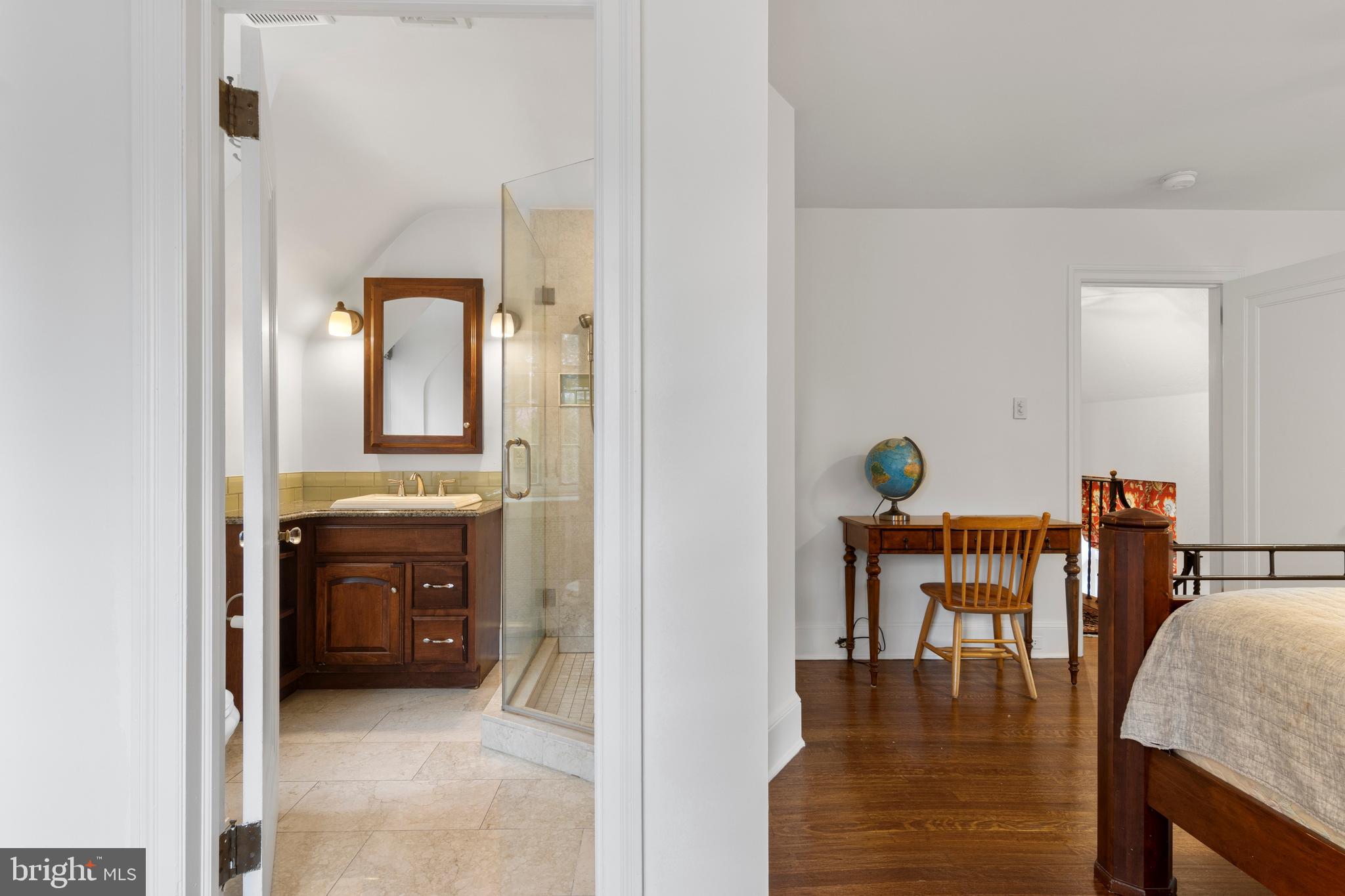 5 Guernsey Road Swarthmore, PA 19081 - Photo 26 of 47 En Suite