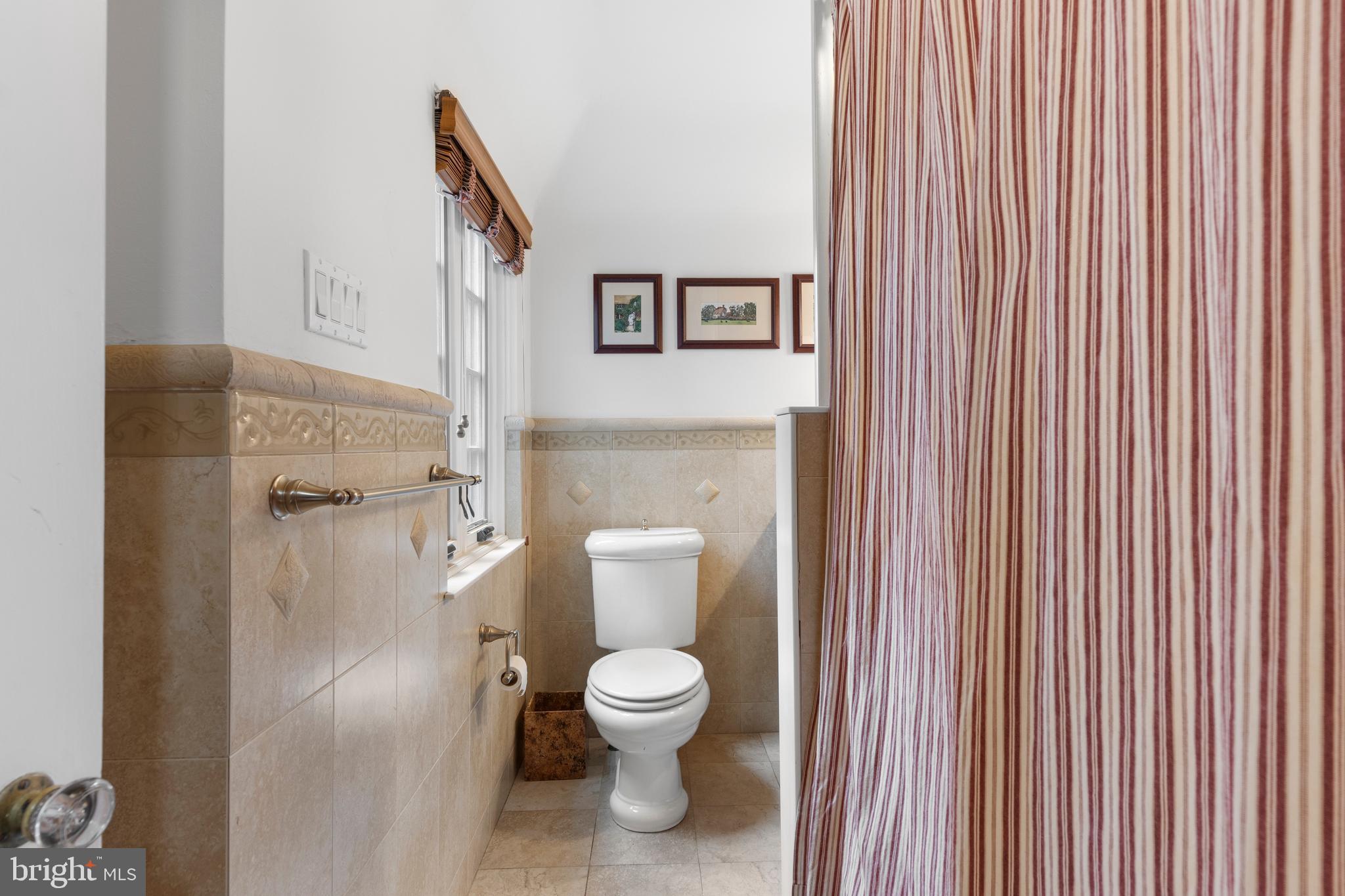 5 Guernsey Road Swarthmore, PA 19081 - Photo 31 of 47 En Suite with hall access as well