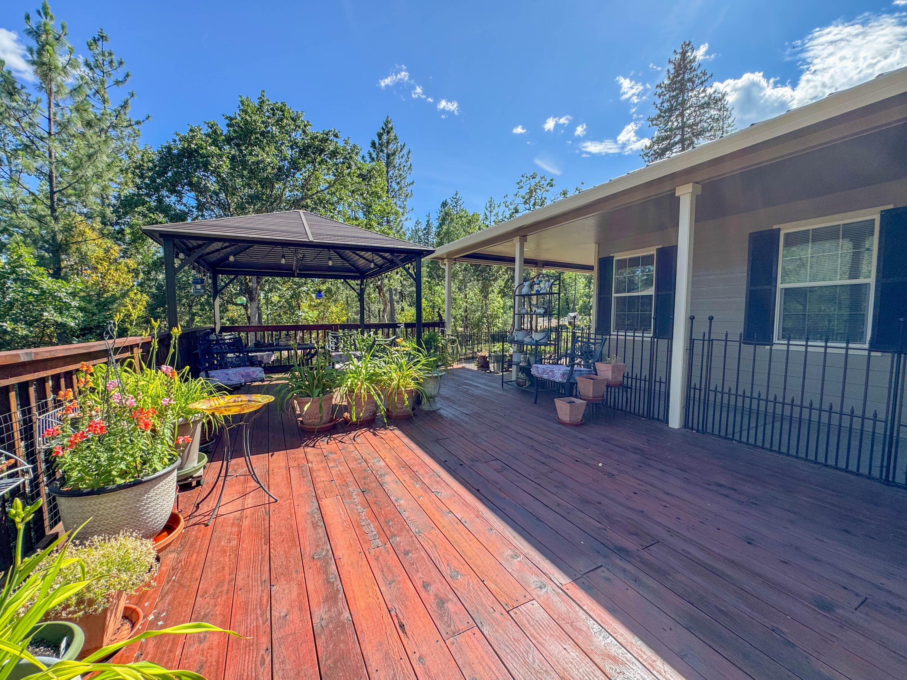 2080 Swingle Road Trail, OR 97541 - Photo 45 of 52 Beautiful entertaining deck with views.