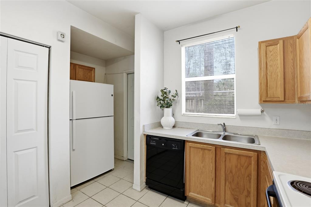 3901 Southwest 20th Avenue, Unit 306 Gainesville, FL 32607 - Photo 14 of 29 Gallery Image 14
