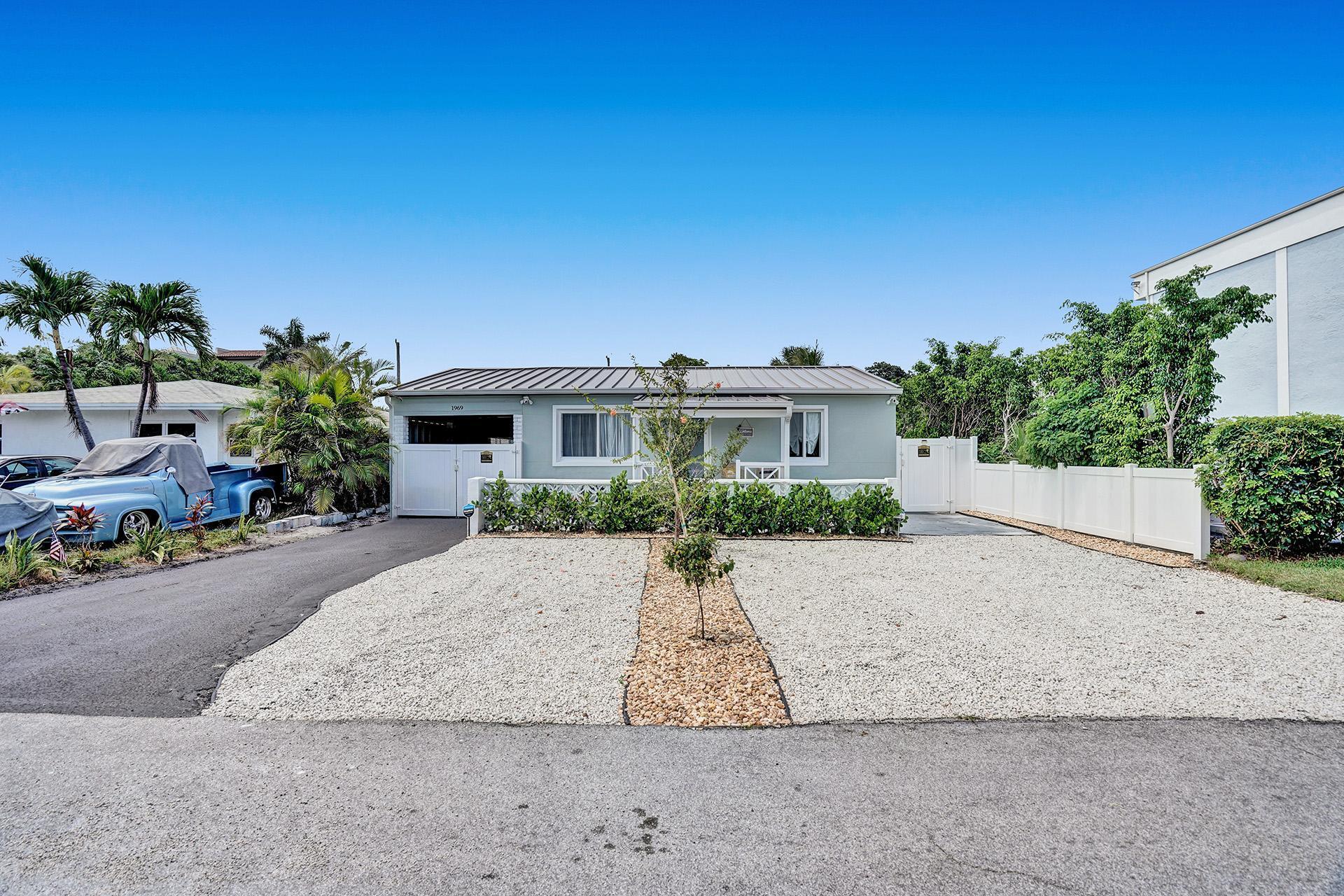 1969 Northeast 5th Street, Unit 12 Deerfield Beach, FL 33441 - Photo 61 of 92 DSC06743