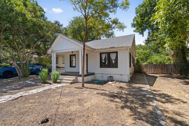 $3,250 | 1500 Newning Avenue, Austin, TX 78704