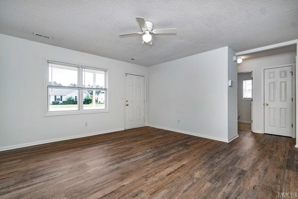 107 Raintree Run Elizabeth City, NC 27909 - Photo 6 of 25