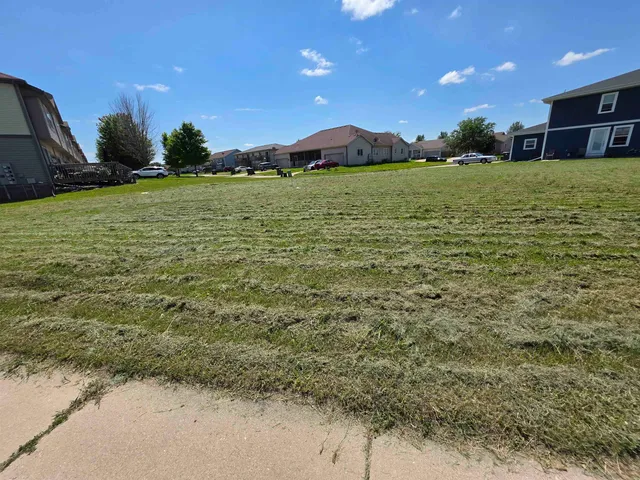 $90,000 | 218 South City Station Drive, Sun Prairie, WI 53590