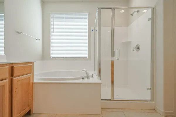 $2,600 | 13715 West Calle De Baca, Peoria, AZ 85383