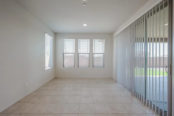 $2,600 | 13715 West Calle De Baca, Peoria, AZ 85383