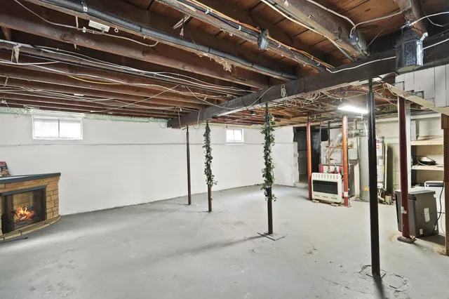 $179,900 | 113 Hayes Avenue, Endicott, NY 13760