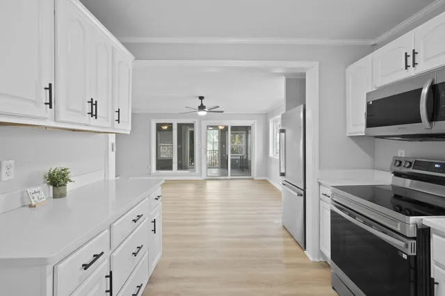 $179,900 | 113 Hayes Avenue, Endicott, NY 13760