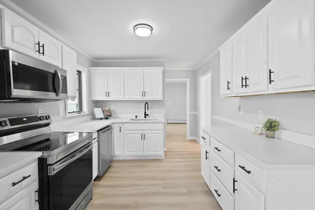 $179,900 | 113 Hayes Avenue, Endicott, NY 13760