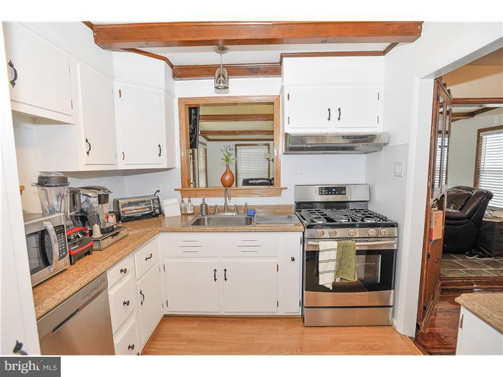 203 Abbott Road Hatboro, PA 19040 - Photo 9 of 20 Kitchen