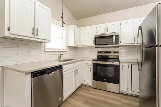 $1,625 | 1 Savannah Lane, Thomasville, NC 27360