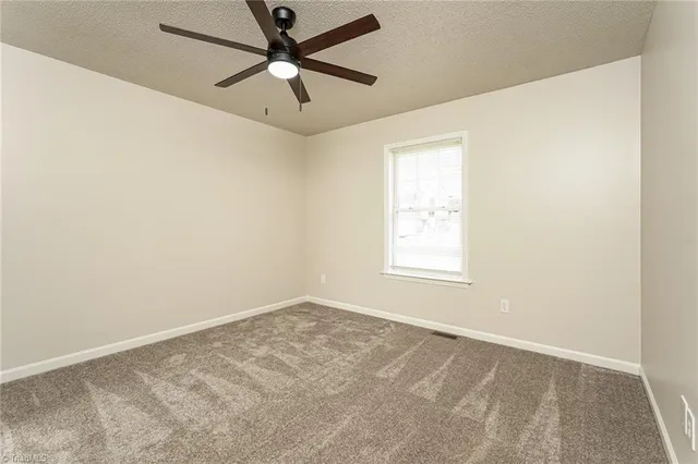 $1,625 | 1 Savannah Lane, Thomasville, NC 27360