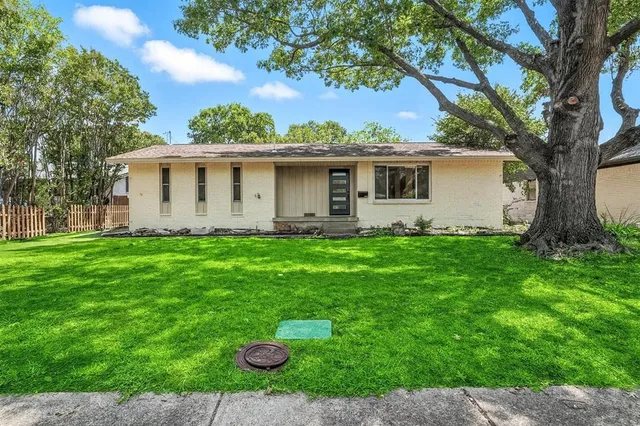 $455,000 | 8570 Sweetwood Drive, Dallas, TX 75228