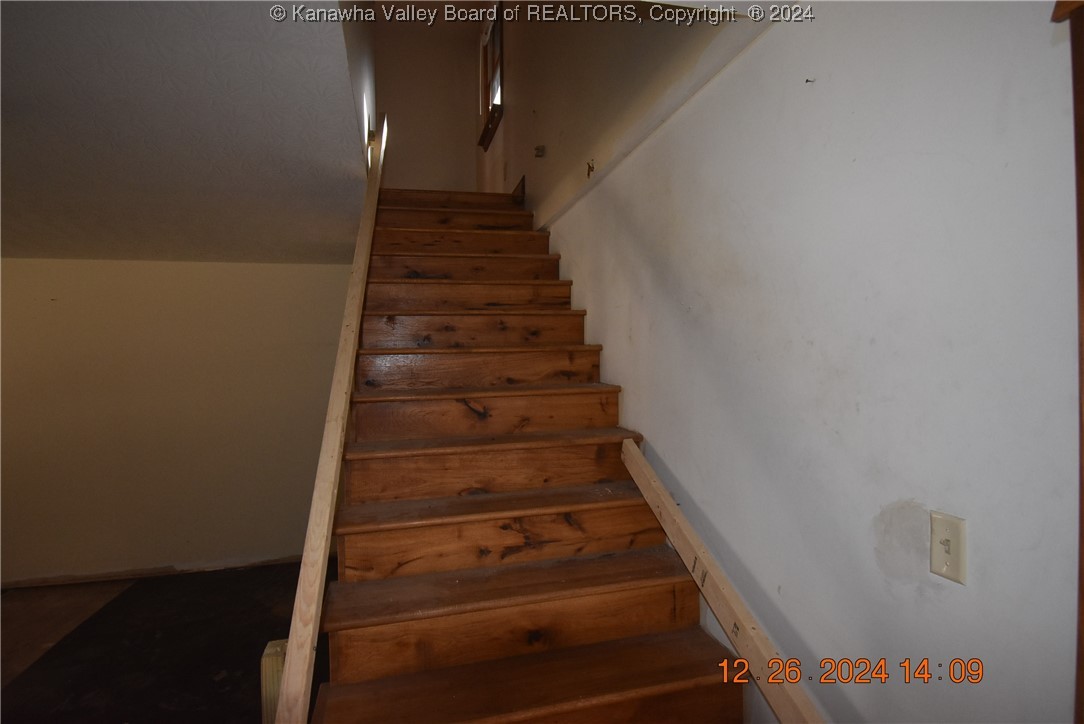 1867 Branch Road Belle, WV 25015 - Photo 9 of 13 Gallery Image 9