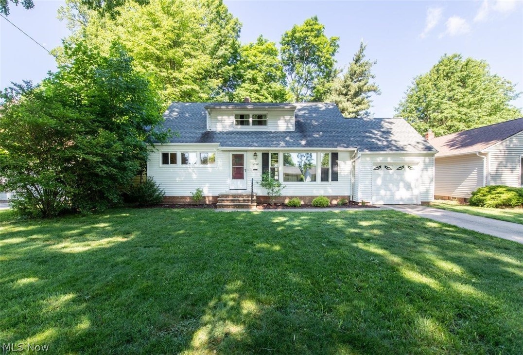 Fabulous price for this Cape Cod with beautifully updated kitchen and          bathrooms as well as all new windows throughout. 
