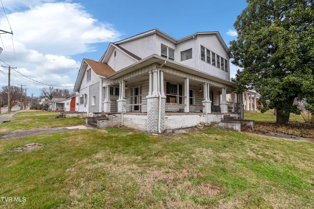 $1,000 | 601 Fairview Avenue, Unit 3, Kingsport, TN 37660