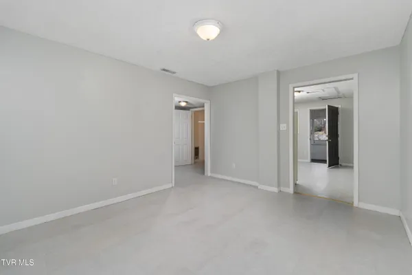 $1,000 | 601 Fairview Avenue, Unit 3, Kingsport, TN 37660