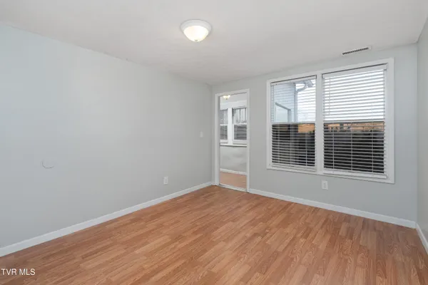 $1,000 | 601 Fairview Avenue, Unit 3, Kingsport, TN 37660