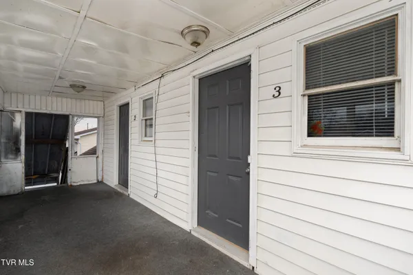 $1,000 | 601 Fairview Avenue, Unit 3, Kingsport, TN 37660