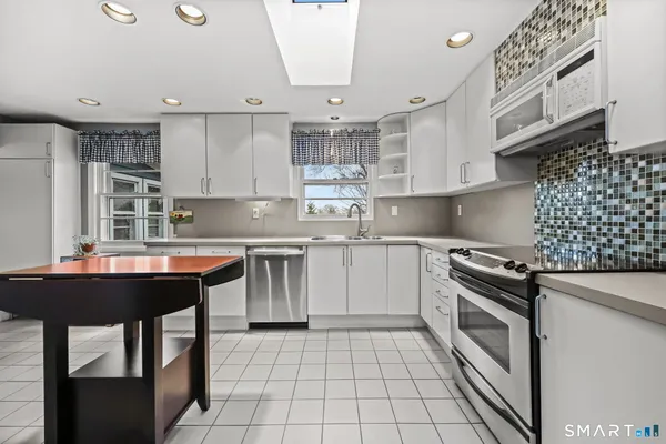 $675,000 | 19 Lyncrest Drive, Norwalk, CT 06851