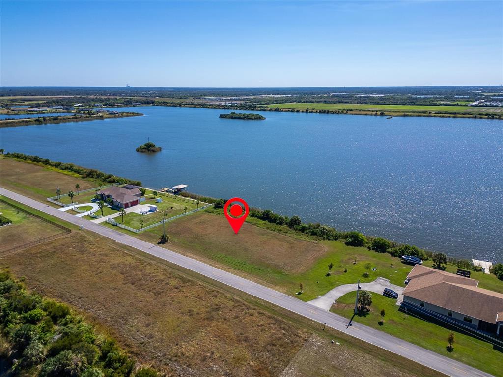 Gulf City Road Ruskin, FL 33570 - Photo 12 of 43 a view of outdoor space and city view