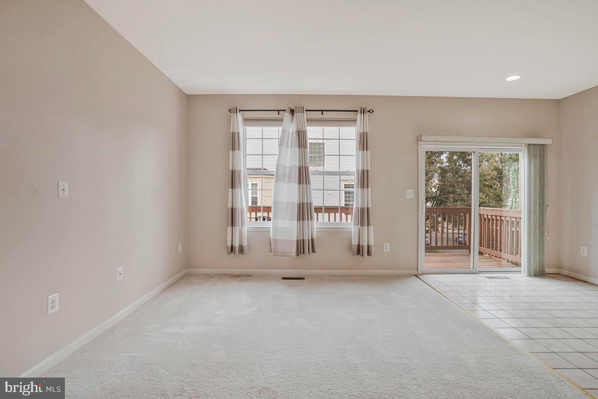 46220 Walpole Terrace Sterling, VA 20165 - Photo 12 of 40