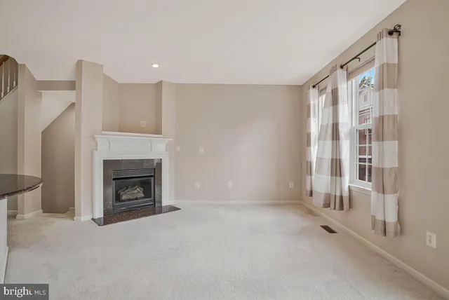 $565,000 | 46220 Walpole Terrace, Sterling, VA 20165