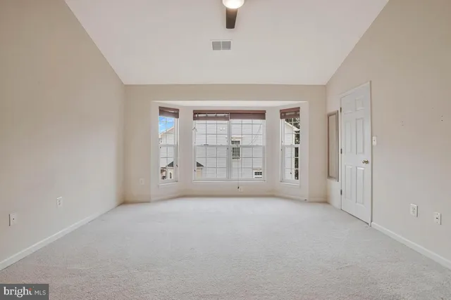 $565,000 | 46220 Walpole Terrace, Sterling, VA 20165