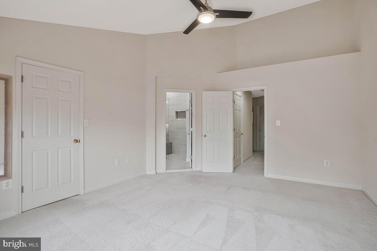 46220 Walpole Terrace Sterling, VA 20165 - Photo 28 of 40