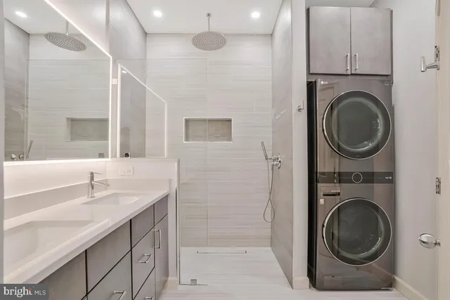 $565,000 | 46220 Walpole Terrace, Sterling, VA 20165