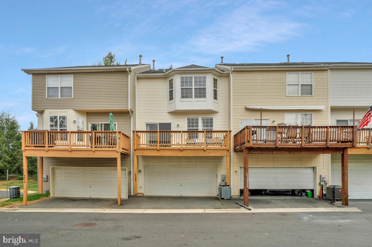 46220 Walpole Terrace Sterling, VA 20165 - Photo 39 of 40