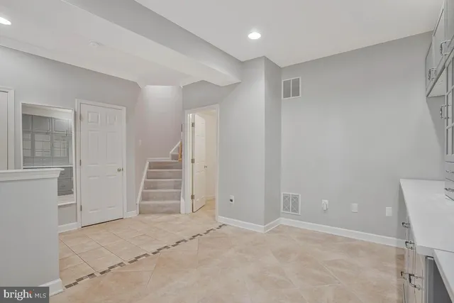 $565,000 | 46220 Walpole Terrace, Sterling, VA 20165