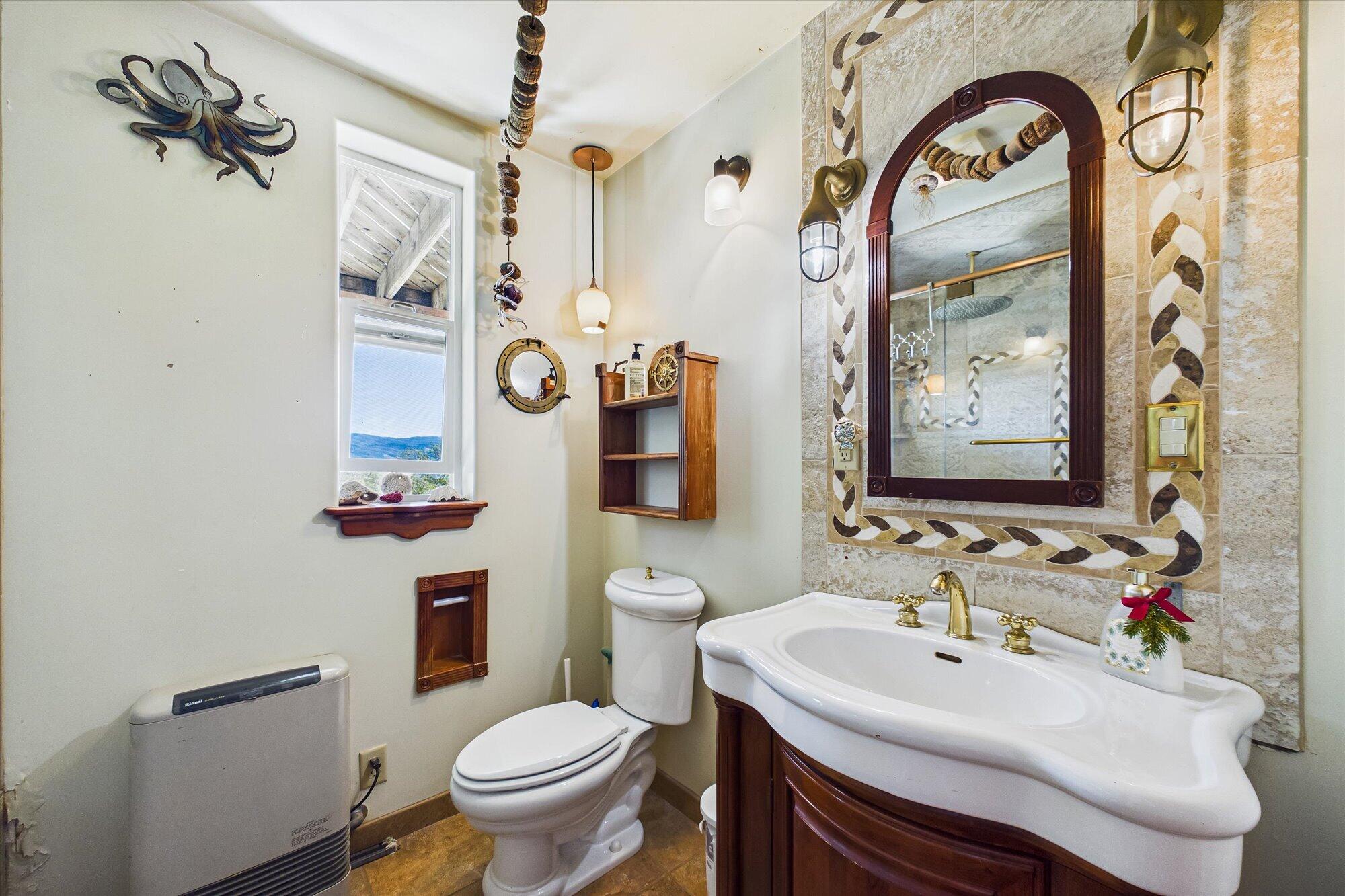 101 Gasline Road Bridgeville, CA 95526 - Photo 12 of 51