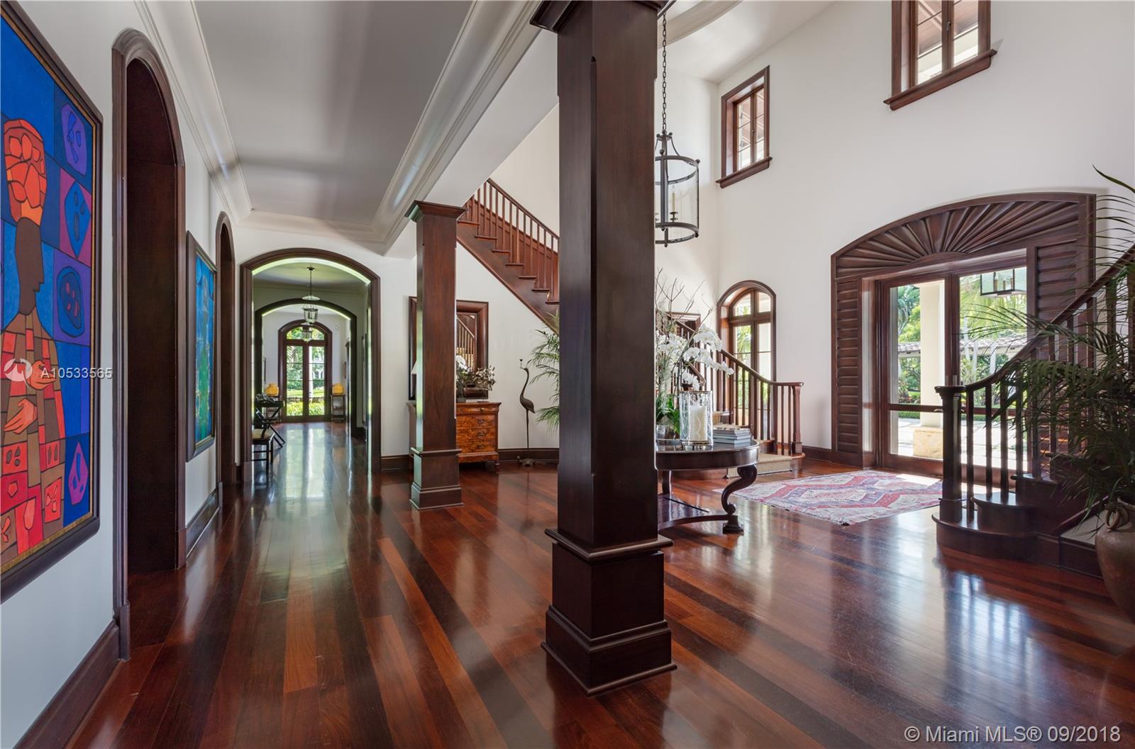 700 Casuarina Concourse Coral Gables, FL 33143 - Photo 6 of 36