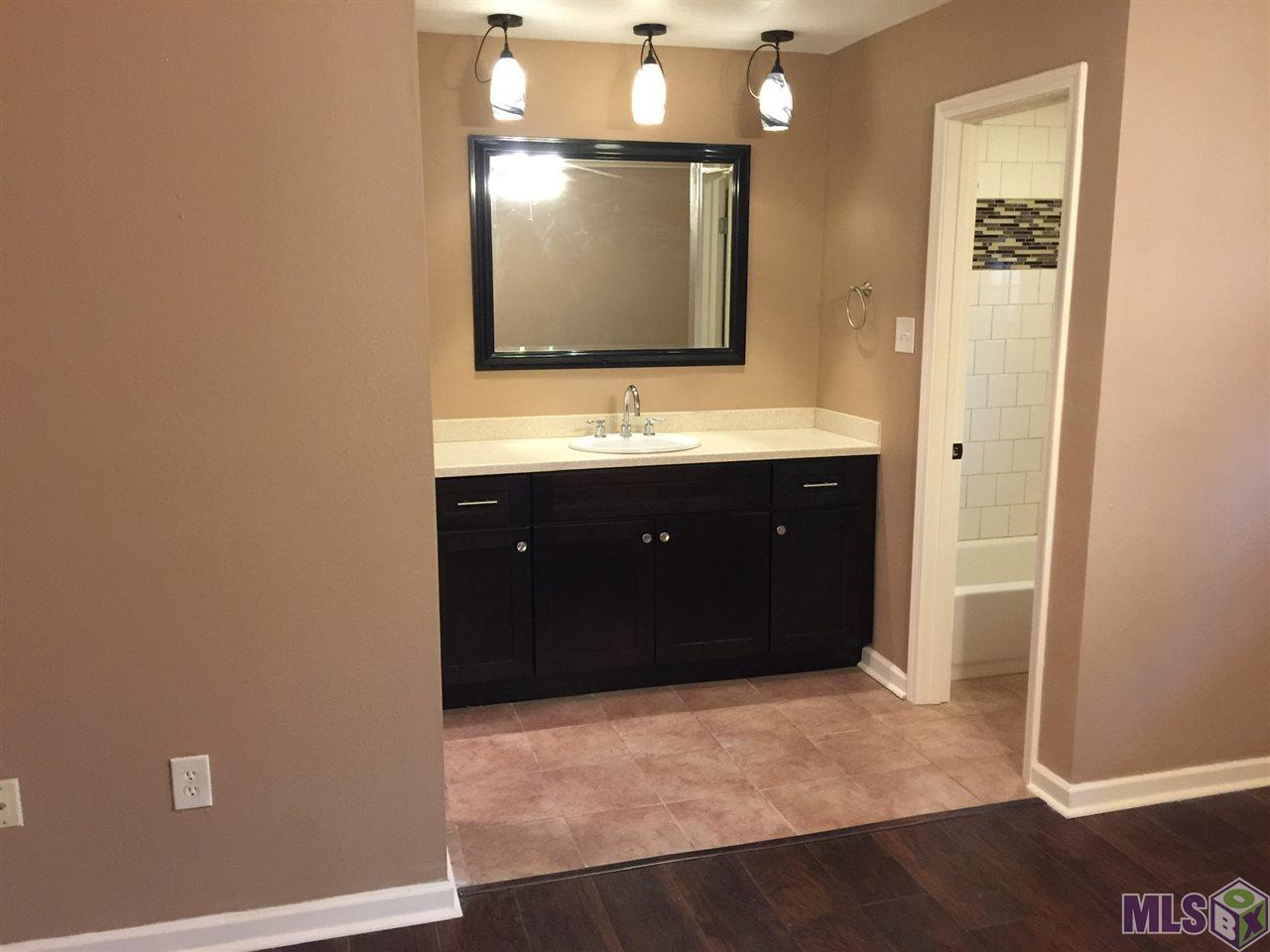 16354 Mockingbird Lane Baton Rouge, LA 70819 - Photo 8 of 17 Gallery Image 8