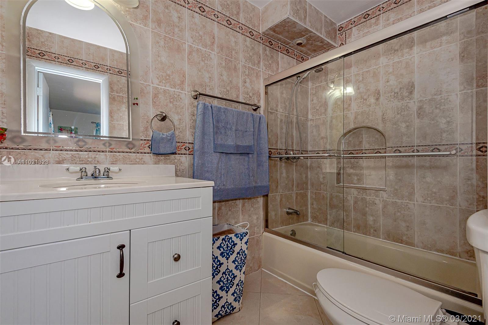19210 Southwest 93rd Road Cutler Bay, FL 33157 - Photo 24 of 32