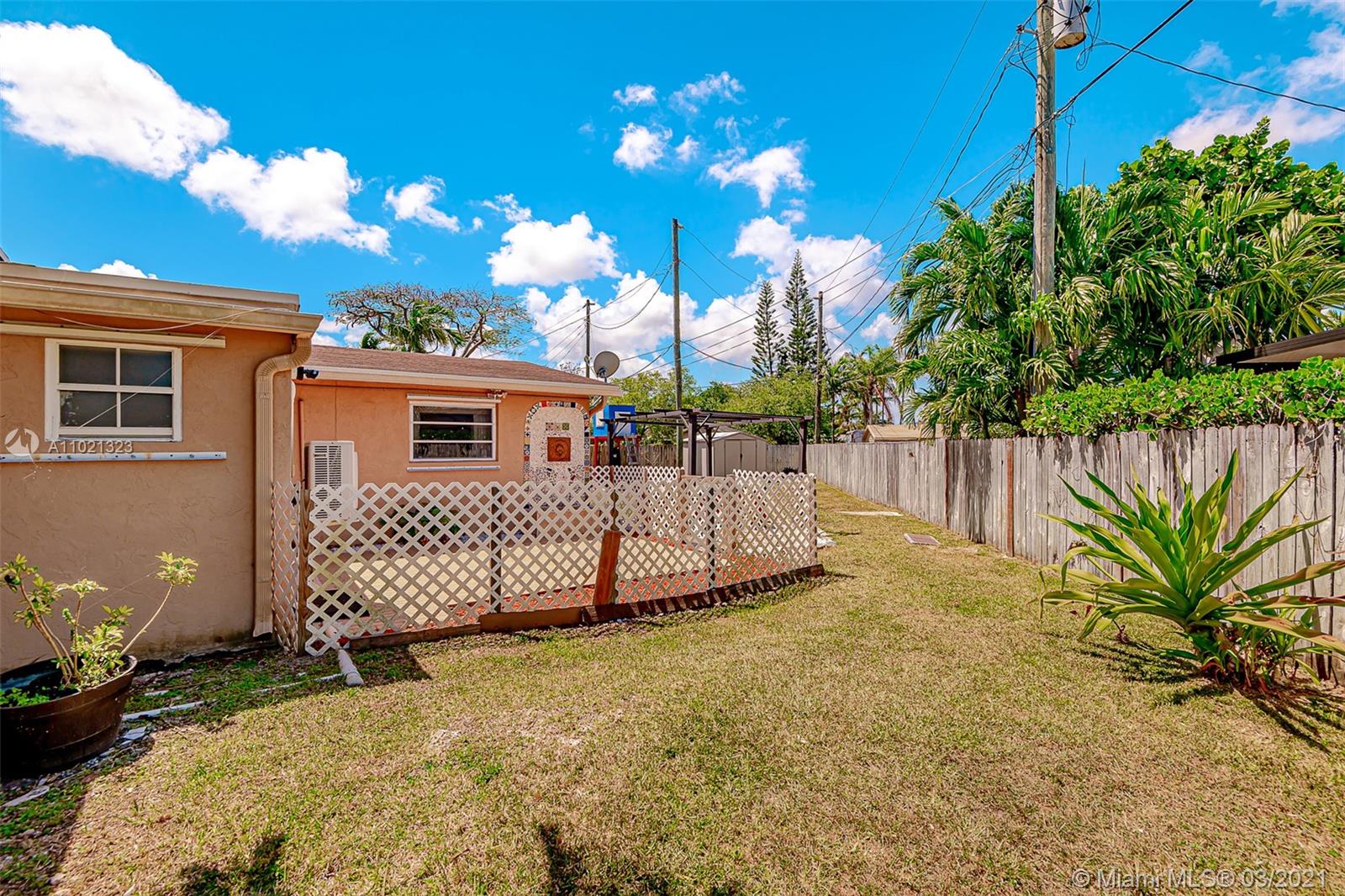 19210 Southwest 93rd Road Cutler Bay, FL 33157 - Photo 28 of 32