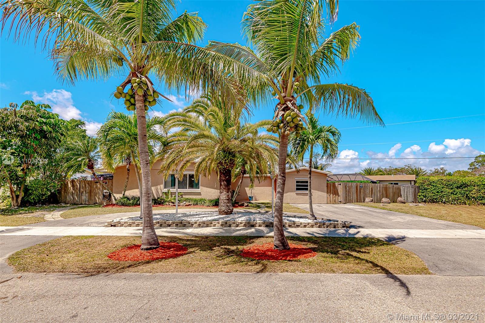 19210 Southwest 93rd Road Cutler Bay, FL 33157 - Photo 30 of 32