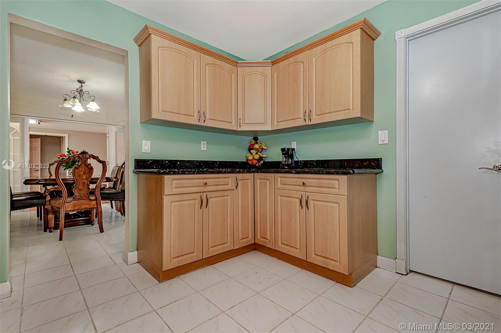 19210 Southwest 93rd Road Cutler Bay, FL 33157 - Photo 10 of 32