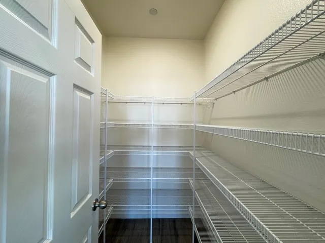 $374,900 | 1240 East Orange Street, Avenal, CA 93204