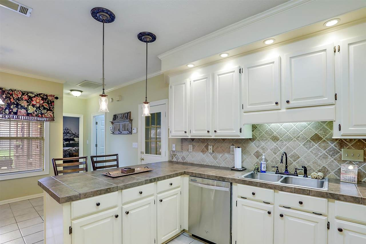 108 Cannon Ridge Drive Brandon, MS 39042 - Photo 11 of 33 Photo 11