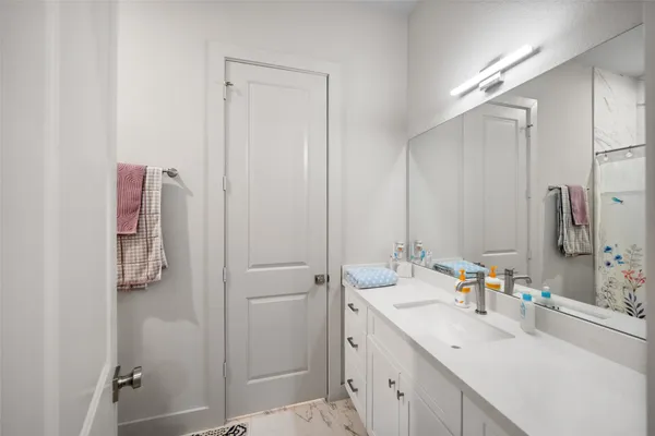 $365,000 | 5237 Hillman Street, Unit D, Houston, TX 77023