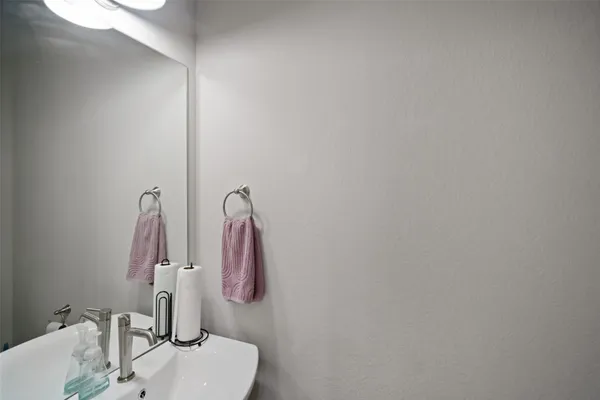 $365,000 | 5237 Hillman Street, Unit D, Houston, TX 77023