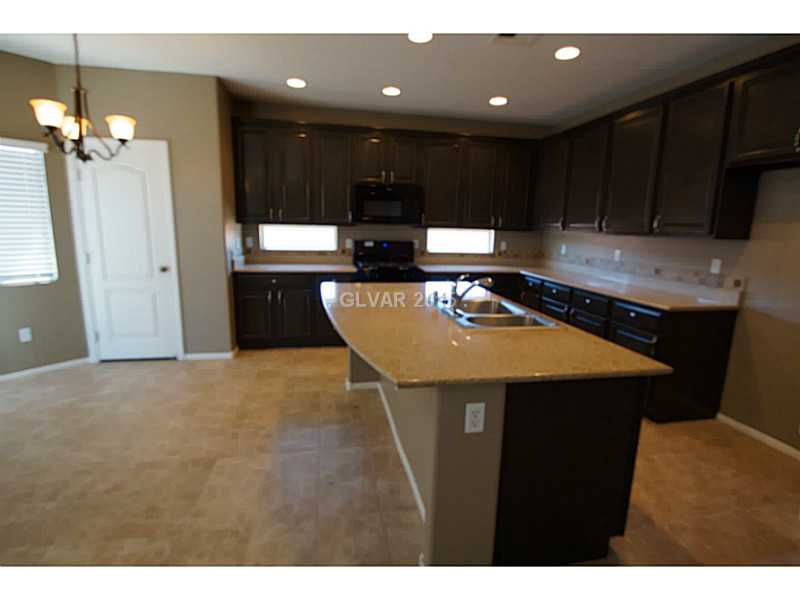 3904 Ropers Ranch Street North Las Vegas, NV 89032 - Photo 12 of 22 Kitchen.