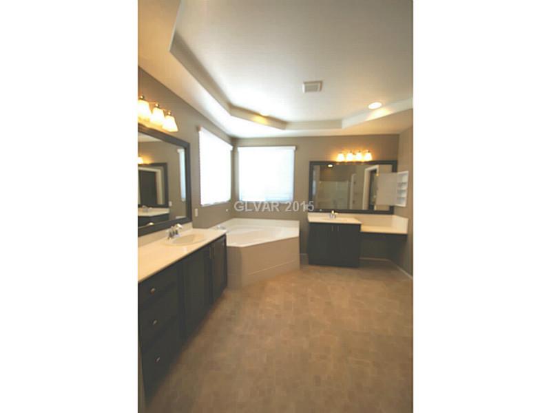 3904 Ropers Ranch Street North Las Vegas, NV 89032 - Photo 16 of 22 Master Bath/Spa.