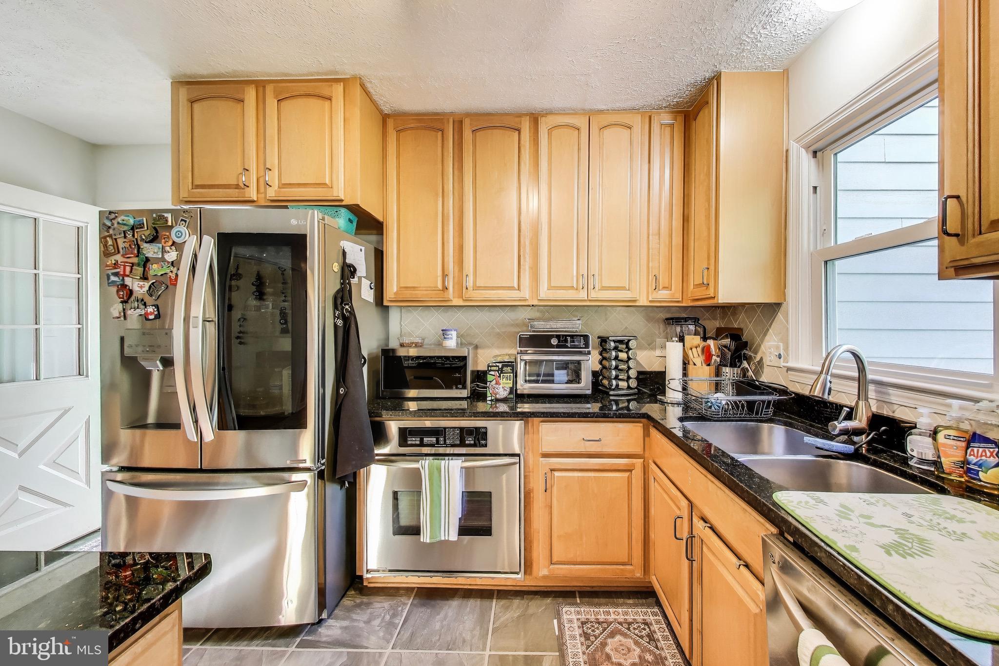7726 Seven Locks Road Bethesda, MD 20817 - Photo 2 of 35