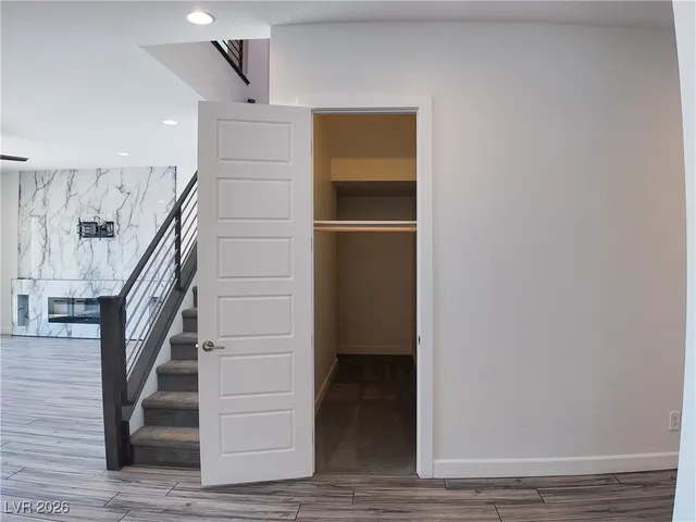 $5,575 | 5817 Yellow Ridge Avenue, Las Vegas, NV 89131