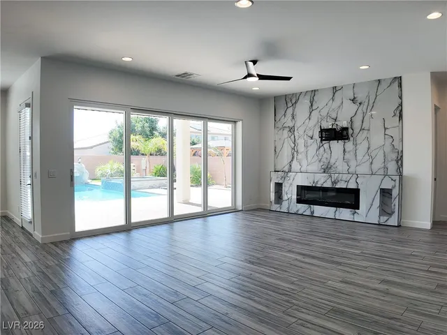 $5,575 | 5817 Yellow Ridge Avenue, Las Vegas, NV 89131