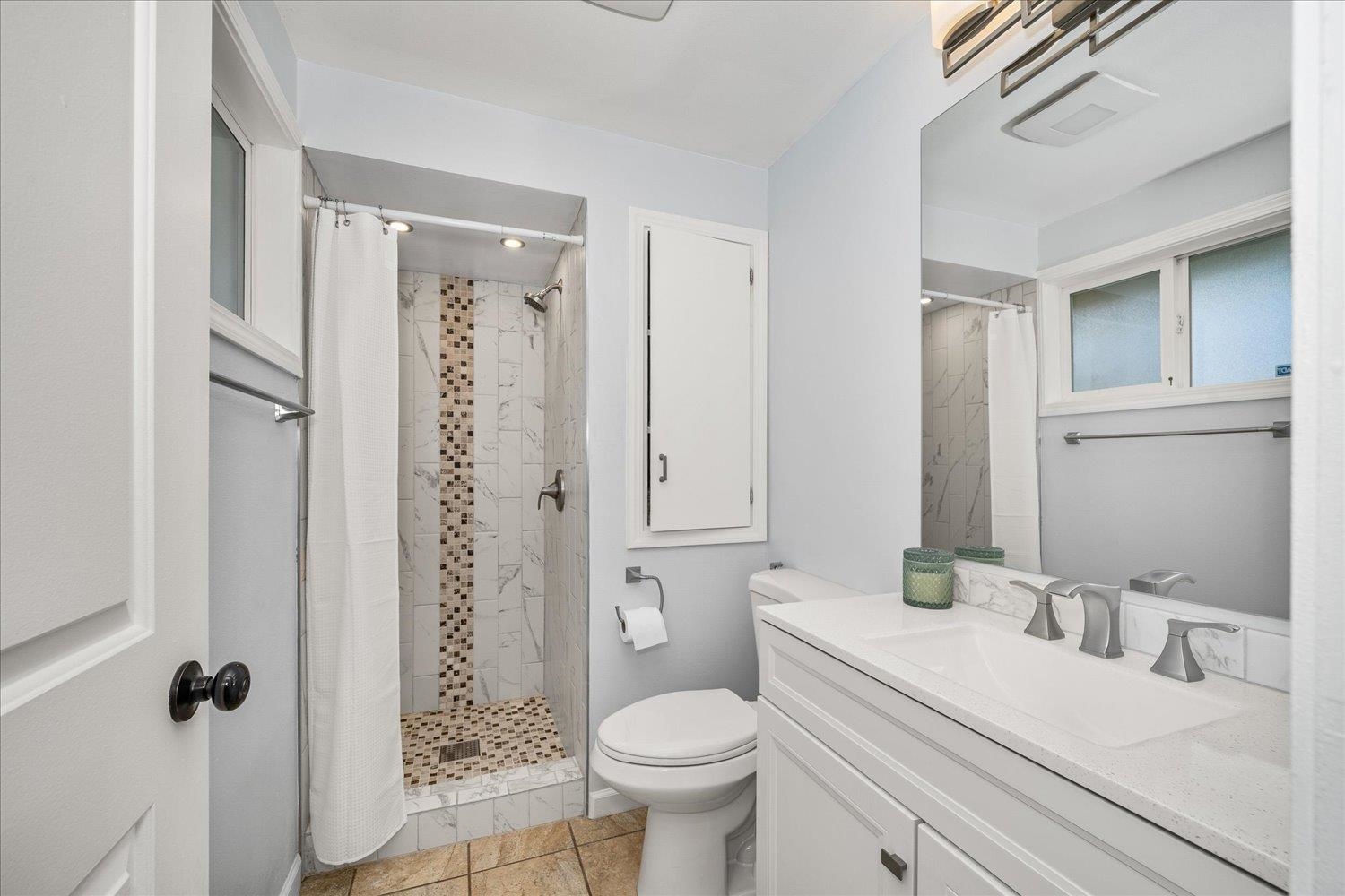 11629 North Madison Street Spokane, WA 99218 - Photo 13 of 28